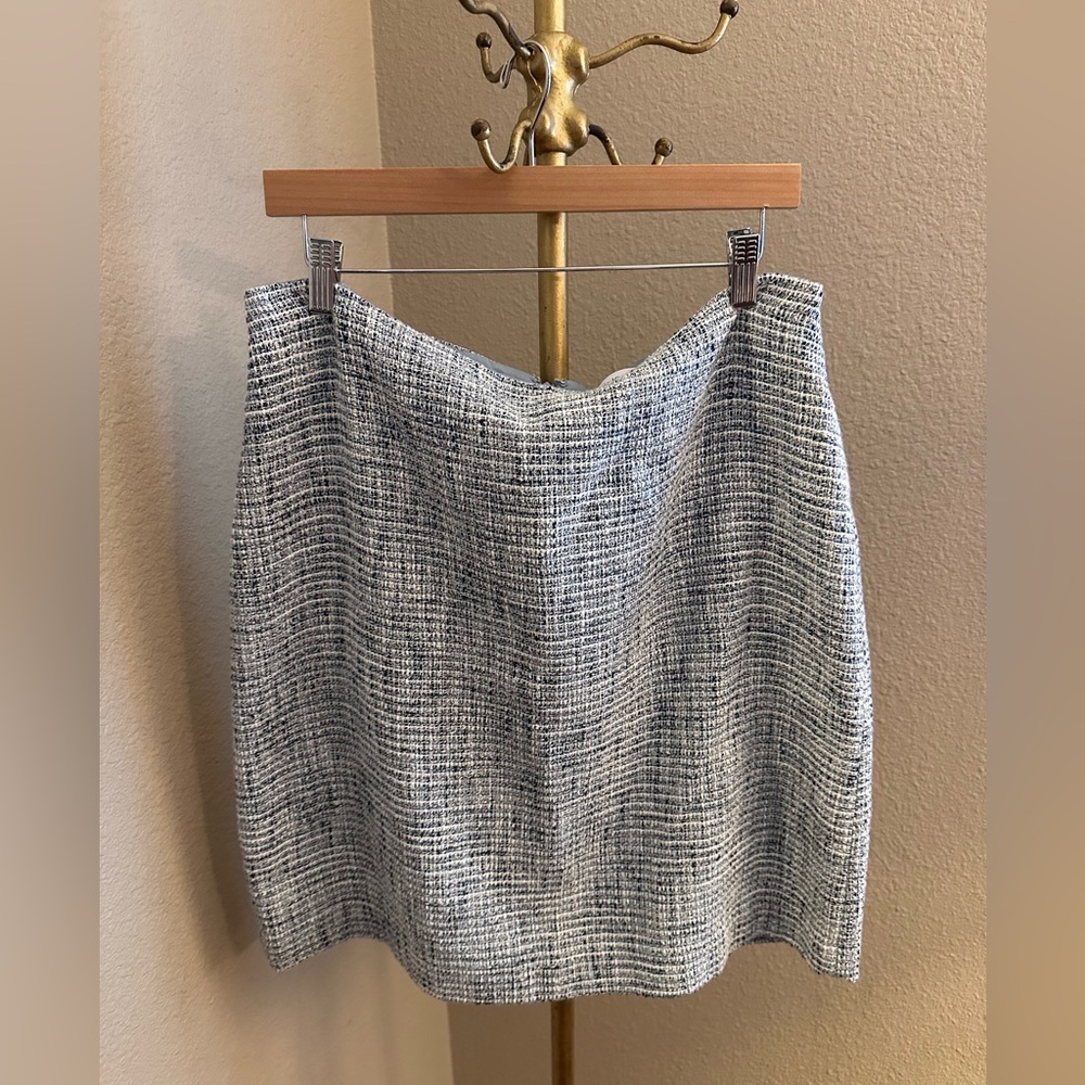 Calvin Klein Blue & White Tweed Pencil Skirt